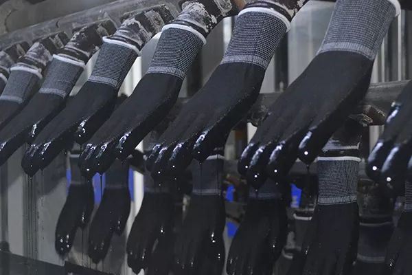Nima uchun ko'plab ustaxonalar qoplamali qo'lqoplarni tanlaydi